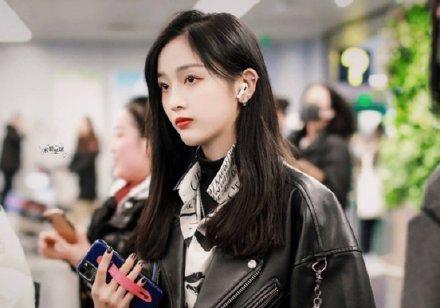 富二代明星 继承家产 娱乐圈明星家庭背景_娱乐圈不好混吗